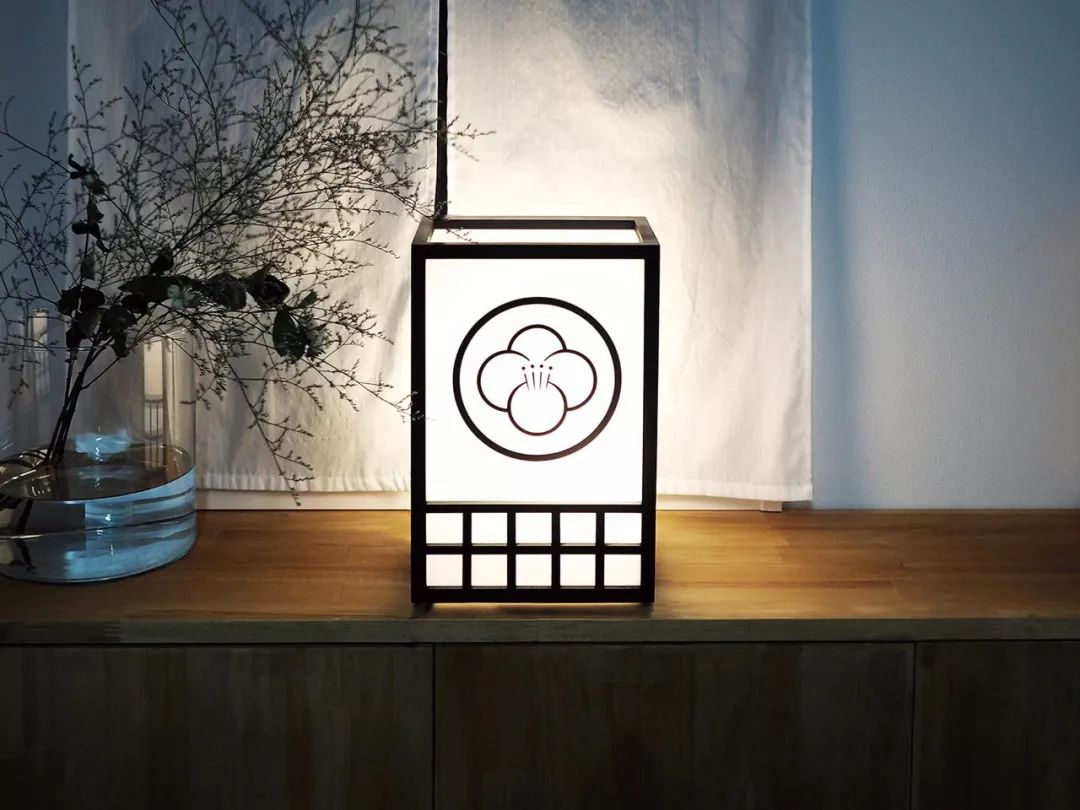印章LOGO賞析_國內(nèi)印章LOGO設(shè)計為什么褒貶不一？